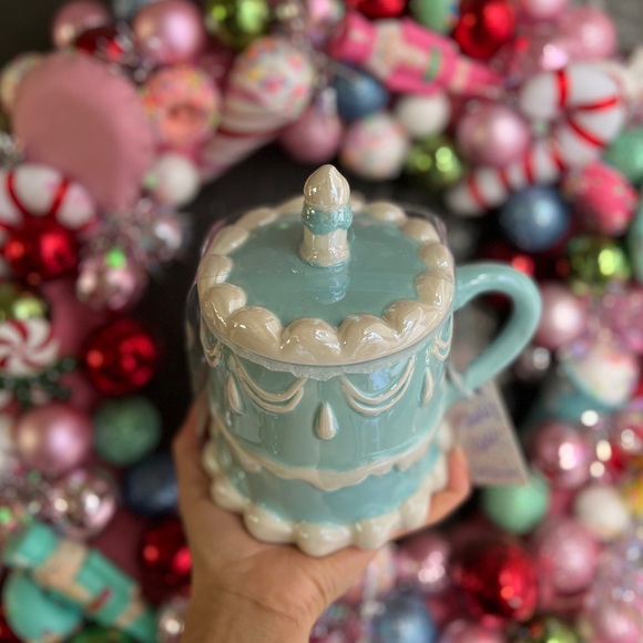✨NEW🍰Sheffield Home Pearlescent Baby Blue Vintage Theme Cake Mug💙 - Picture 4 of 8
